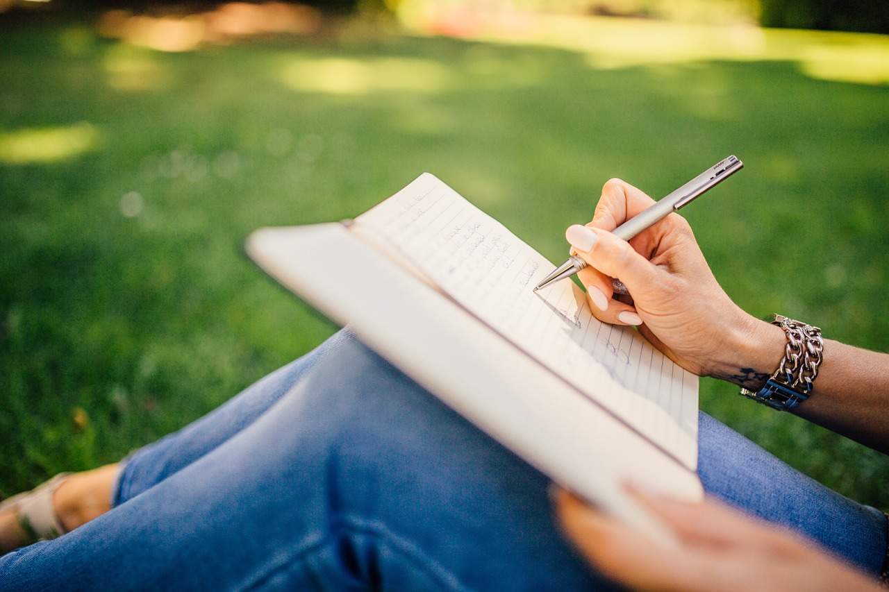 writer 1466037255